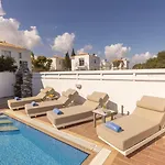 Palms * Protaras