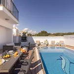 Villa Palms